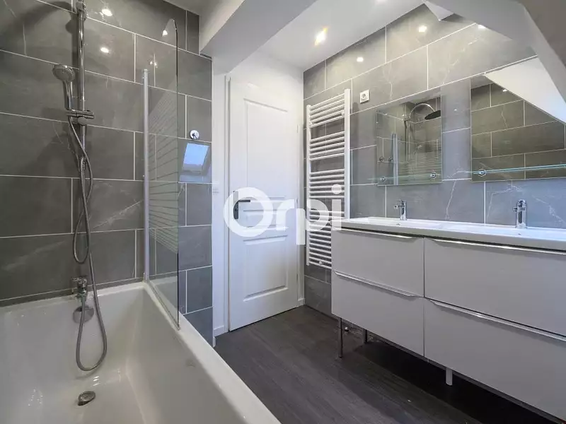 Maison, 90 m²