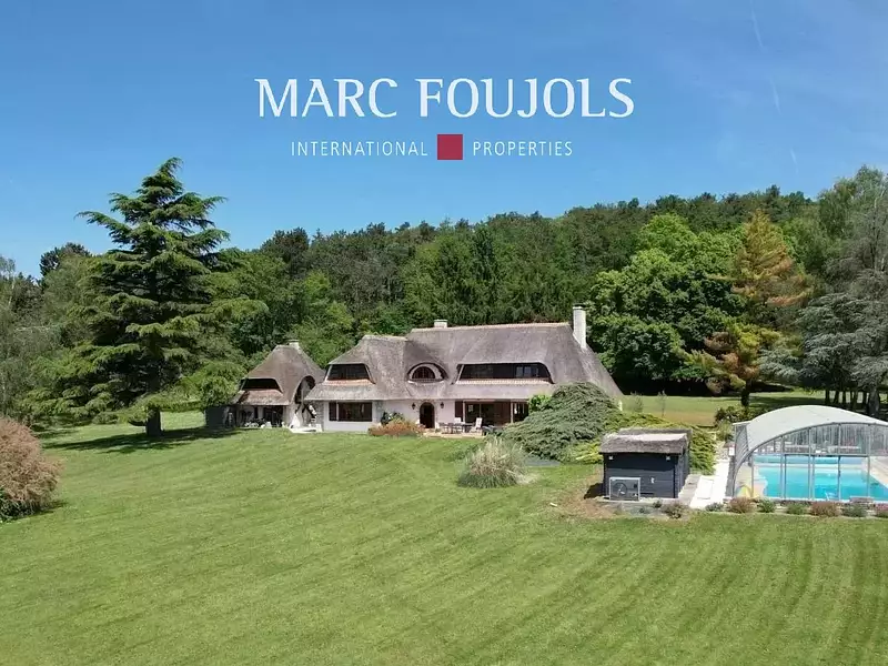 Maison, 240 m²