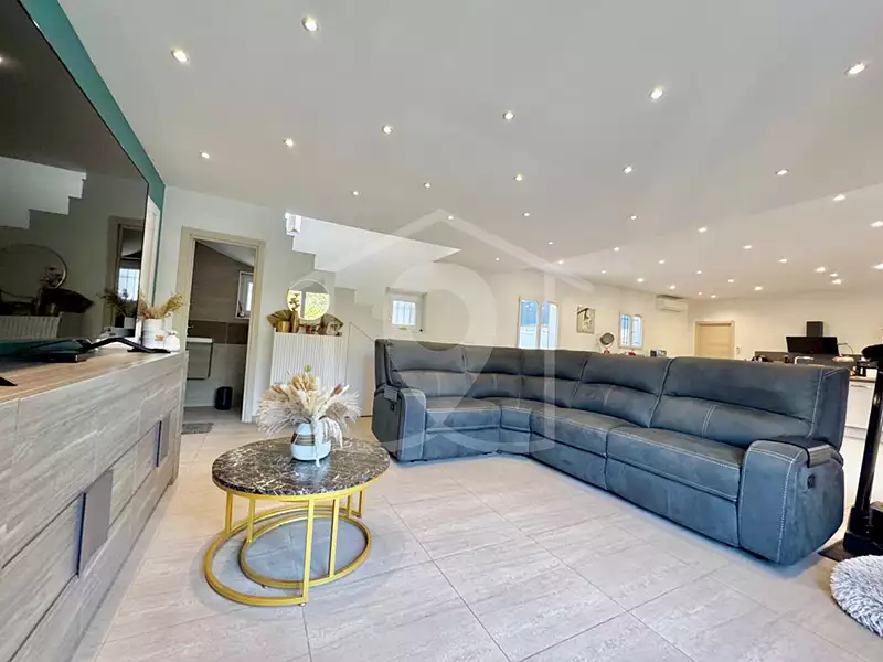 Maison, 132 m²