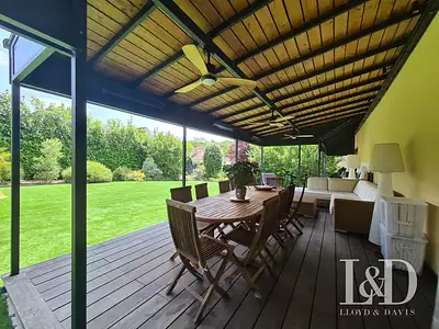 Maison, 750 m²