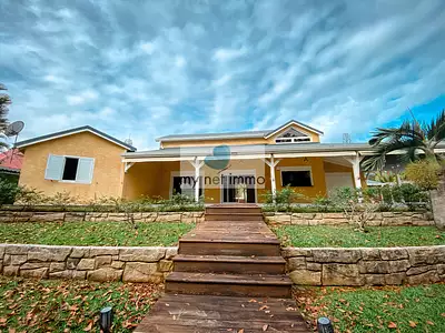 Maison, 168 m²