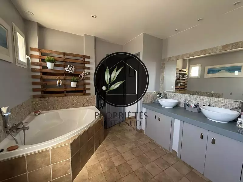 Maison, 126 m²