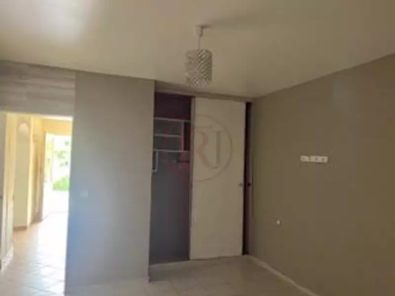 Maison, 200 m²