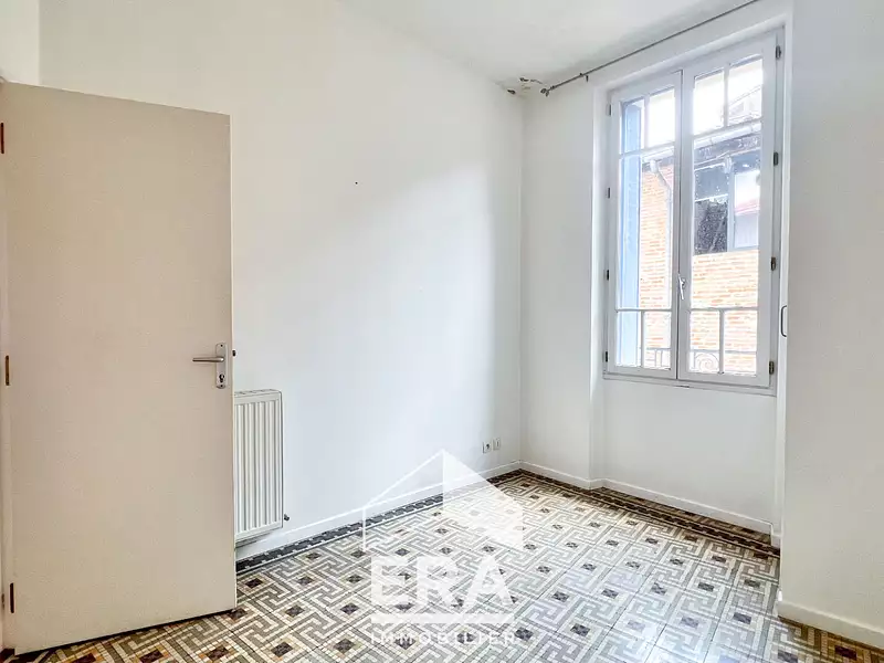 Immeuble, 102 m²