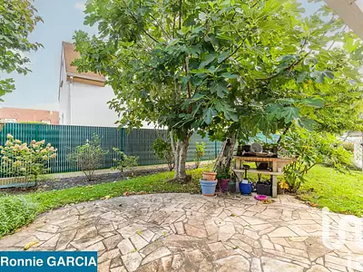 Maison, 176 m²