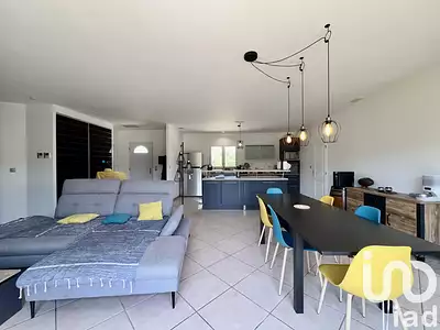Maison, 102 m²