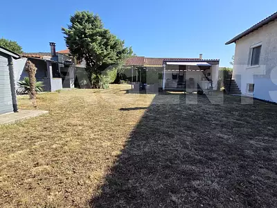 Maison, 169 m²