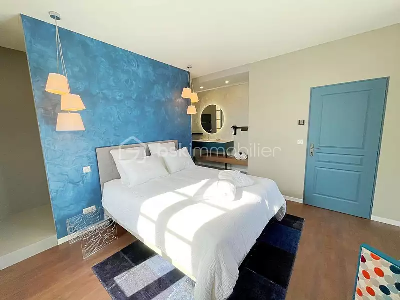 Maison, 361 m²