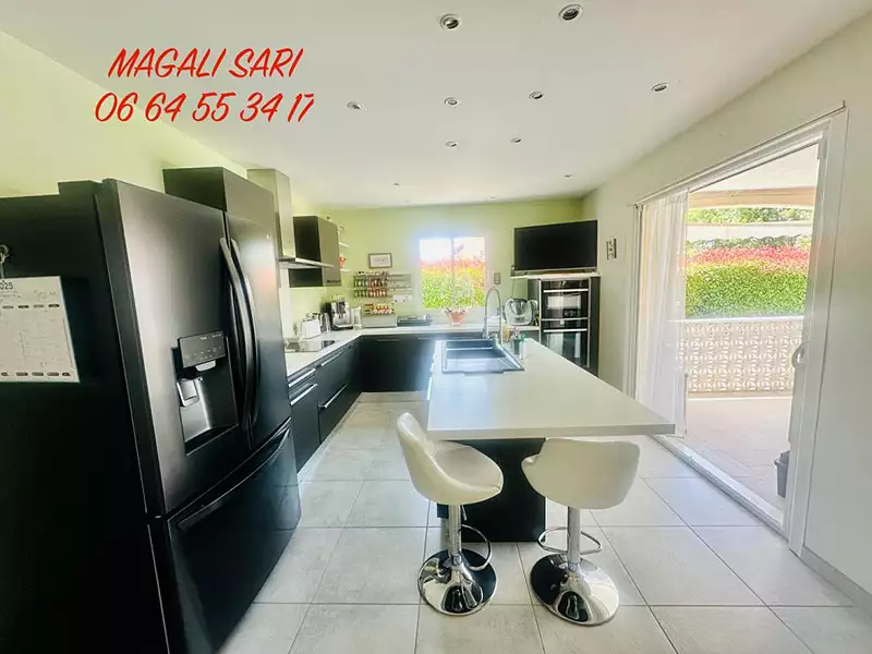 Maison, 158 m²