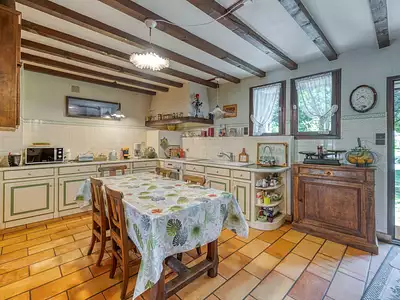 Maison, 195 m²