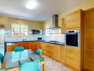 Maison, 153 m²