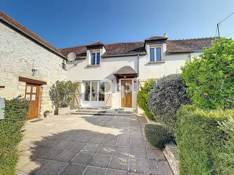 Maison, 204 m²
