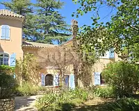 Maison, 305 m²