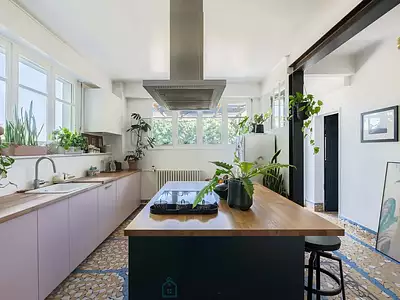 Maison, 350 m²