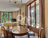 Maison, 295 m²