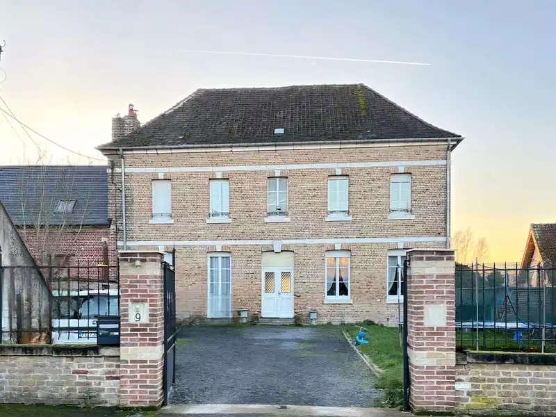 Maison, 208 m²
