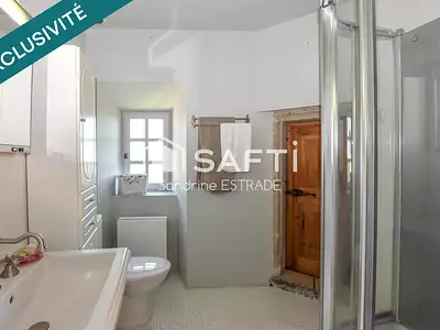 Maison, 296 m²