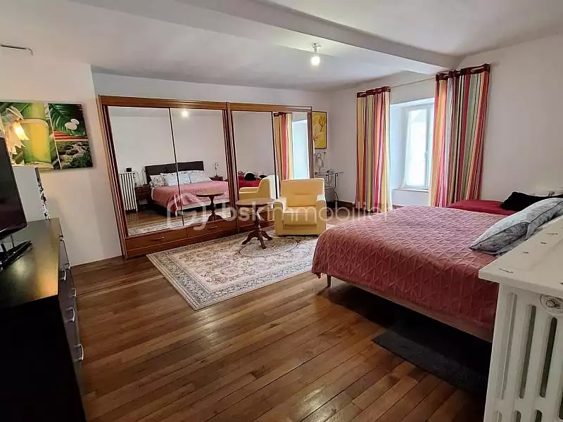 Maison, 186 m²