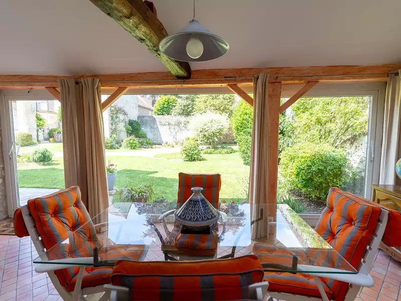 Maison, 305,32 m²