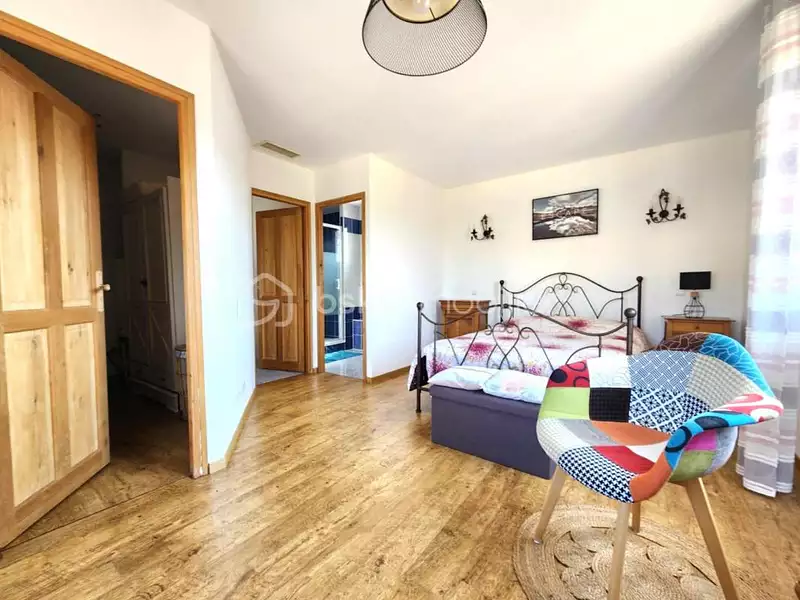 Maison, 179 m²