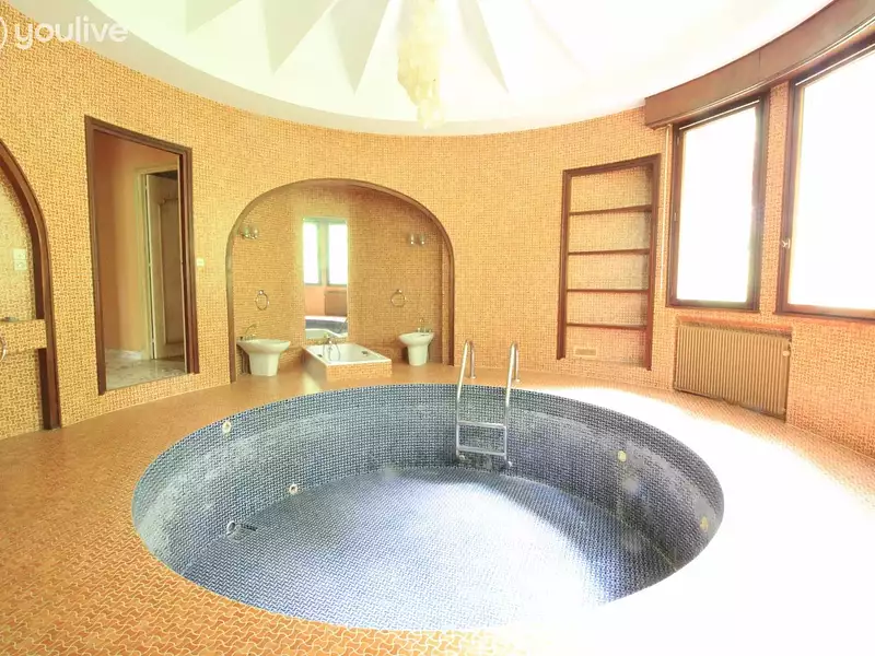 Maison, 316 m²