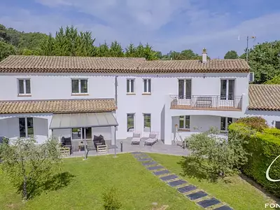 Maison, 475 m²