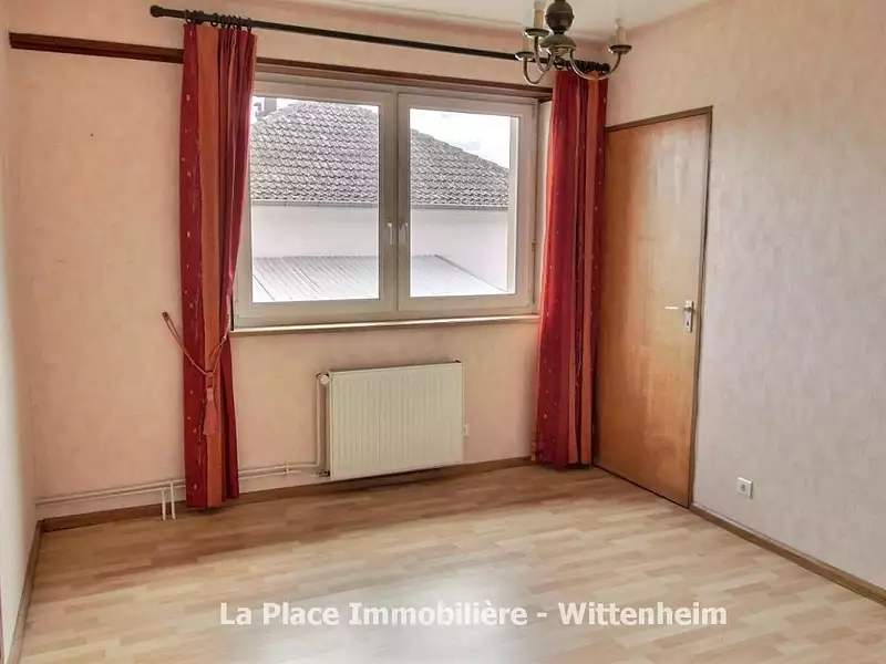 Maison, 215 m²