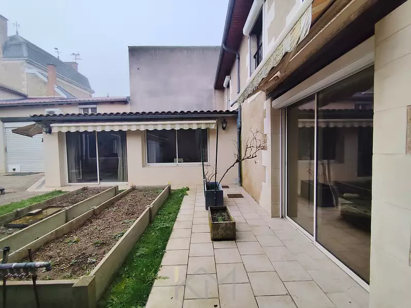 Maison, 160 m²