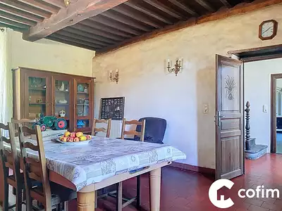 Maison, 244 m²