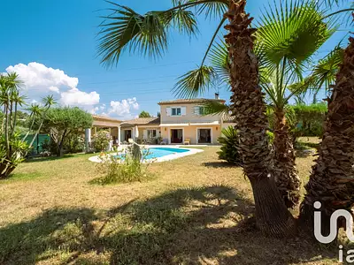 Maison, 267 m²