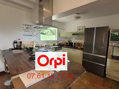 Maison, 180 m²