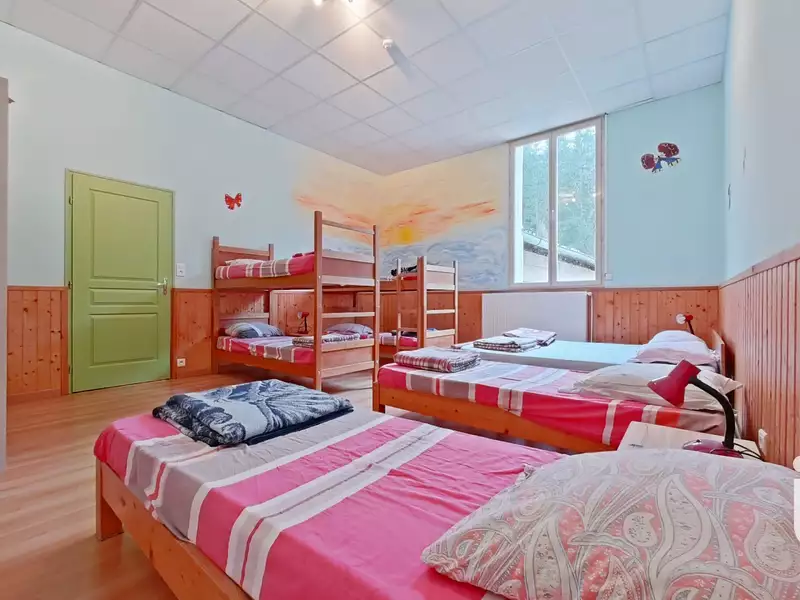 Maison, 891 m²