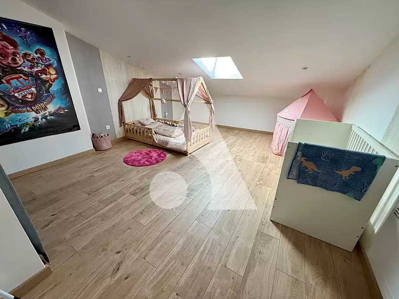 Maison, 232 m²