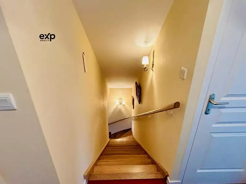 Appartement, 179 m²