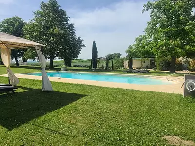 Maison, 640 m²
