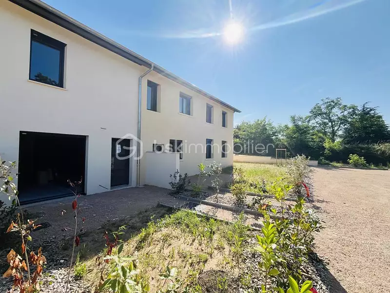 Maison, 92 m²