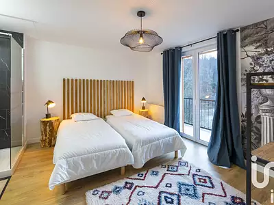 Maison, 250 m²