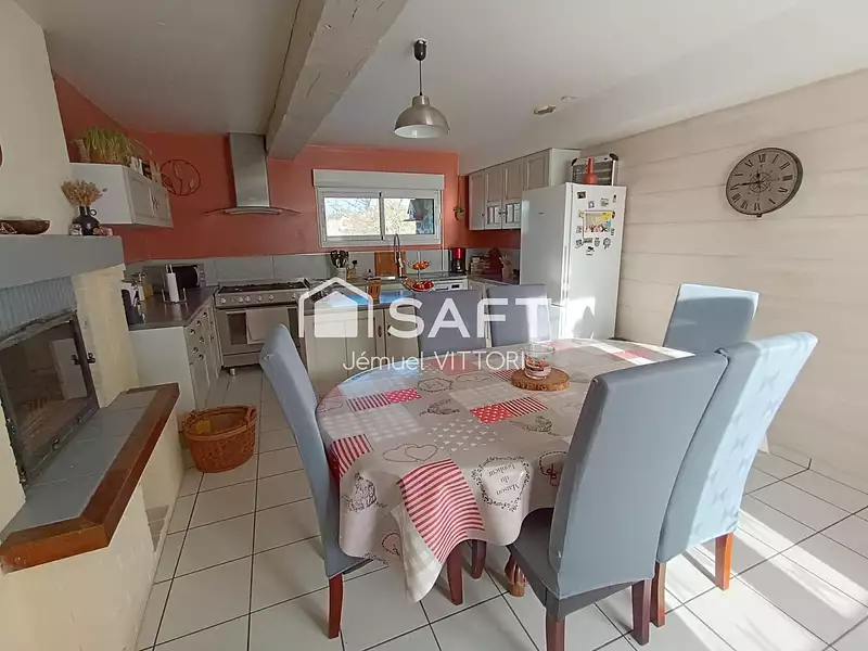 Maison, 150 m²