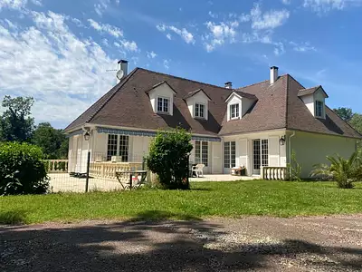 Maison, 180 m²