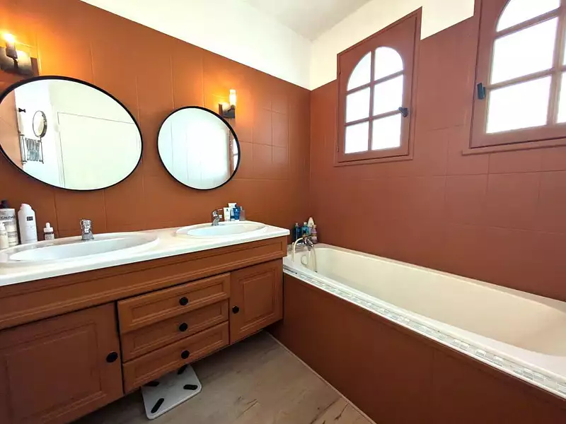 Maison, 164 m²