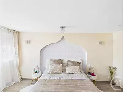 Maison, 278 m²