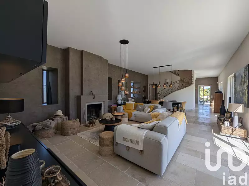 Maison, 192 m²