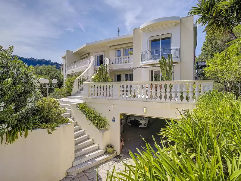 Maison, 233 m²