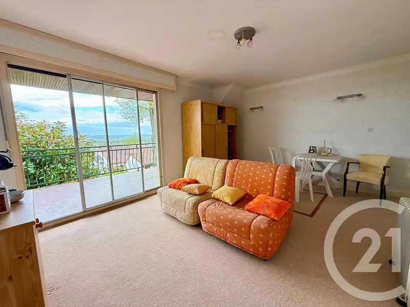 Maison, 215 m²