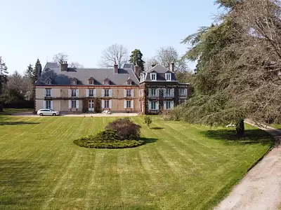 Maison, 668 m²
