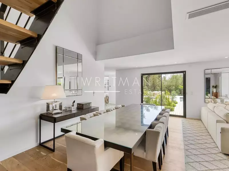 Maison, 222 m²