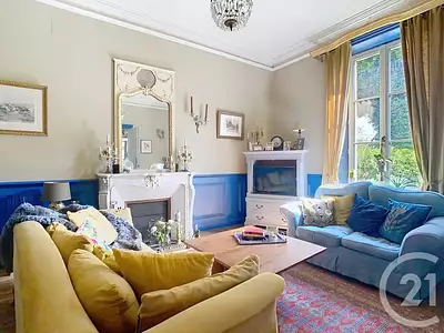 Maison, 246,8 m²