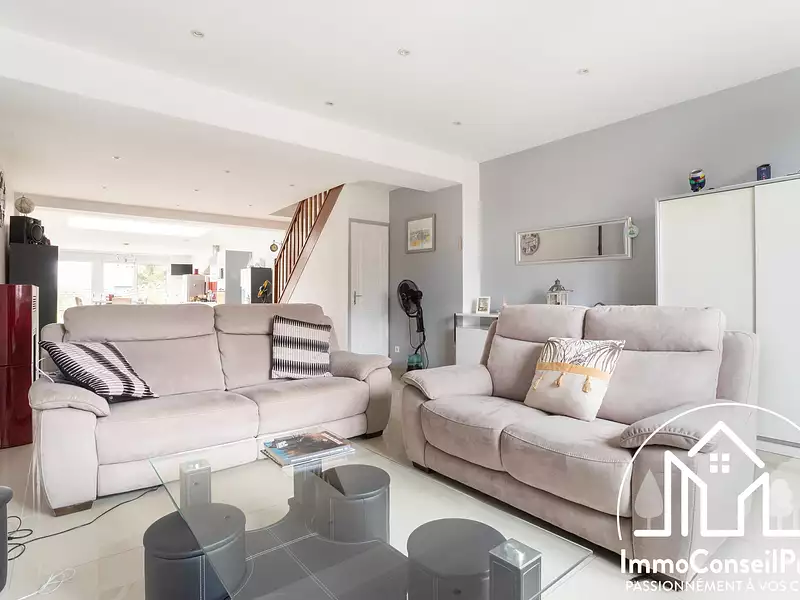 Maison, 141 m²