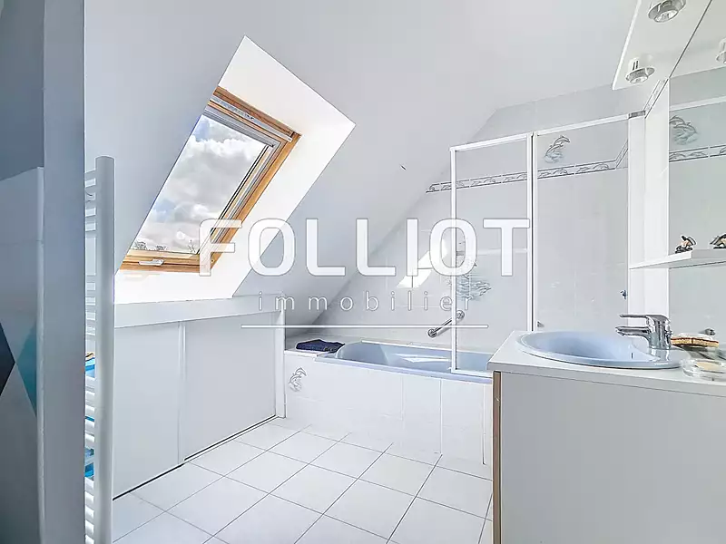 Maison, 151 m²