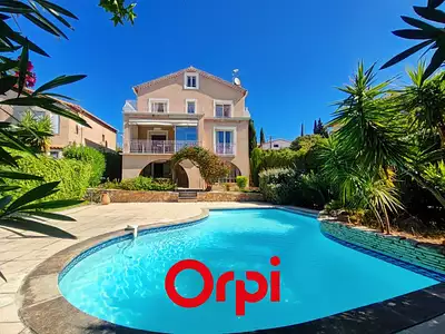 Maison, 200 m²